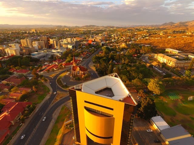 la reserva privada de Omaanda - Aeropuerto Internacional de Windhoek